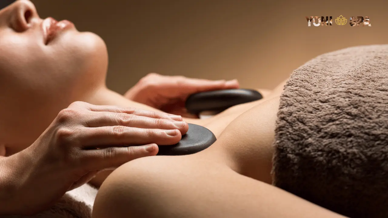 Massage đá nóng an toàn cho mẹ bầu Massage đá nóng an toàn cho mẹ bầu